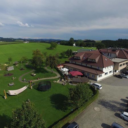 Langs Wirtshaus Hotell Sankt Ulrich im Mühlkreis Exteriör bild