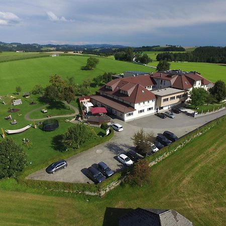 Langs Wirtshaus Hotell Sankt Ulrich im Mühlkreis Exteriör bild